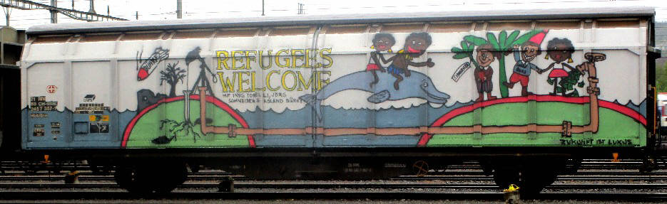 zukunft ist luxus refugees welcome kasperlitheater graffiti