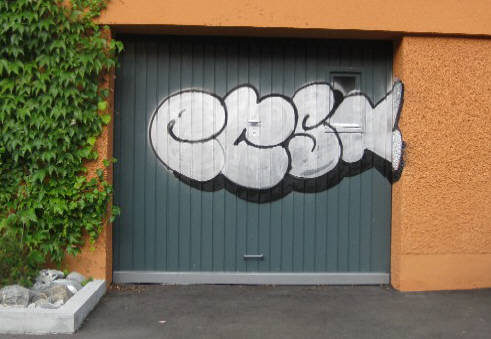 ECSK graffiti zrich unterstrass winterthurerstrasse juli-aug. 2009. foto 1. august 2009