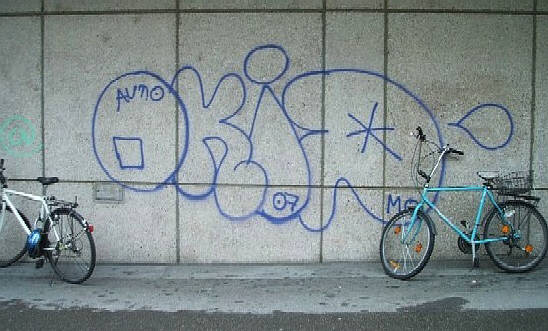 AUTO OKID outline graffiti zrich