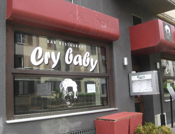 CRY BABY bar restaurant kalkbreitestrasse zrich