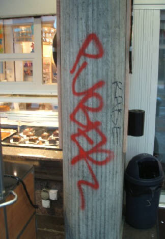 PUBER graffiti tag zrich