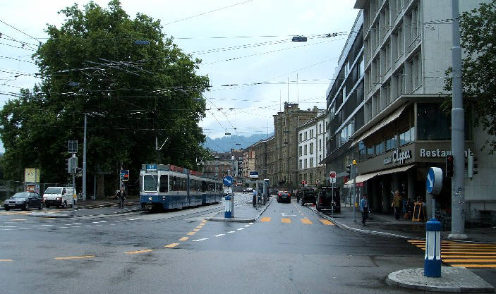 14er Tram VBZ Zri-Linie Tram Nr. 14 an Kasernenstrasse Zrich Ecke Gessnerbrcke und Lagerstrasse